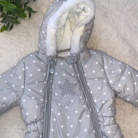 Mayoral 6M Gray Star Snowsuit Bunting EUC Feet Covers - Picture 2 of 12